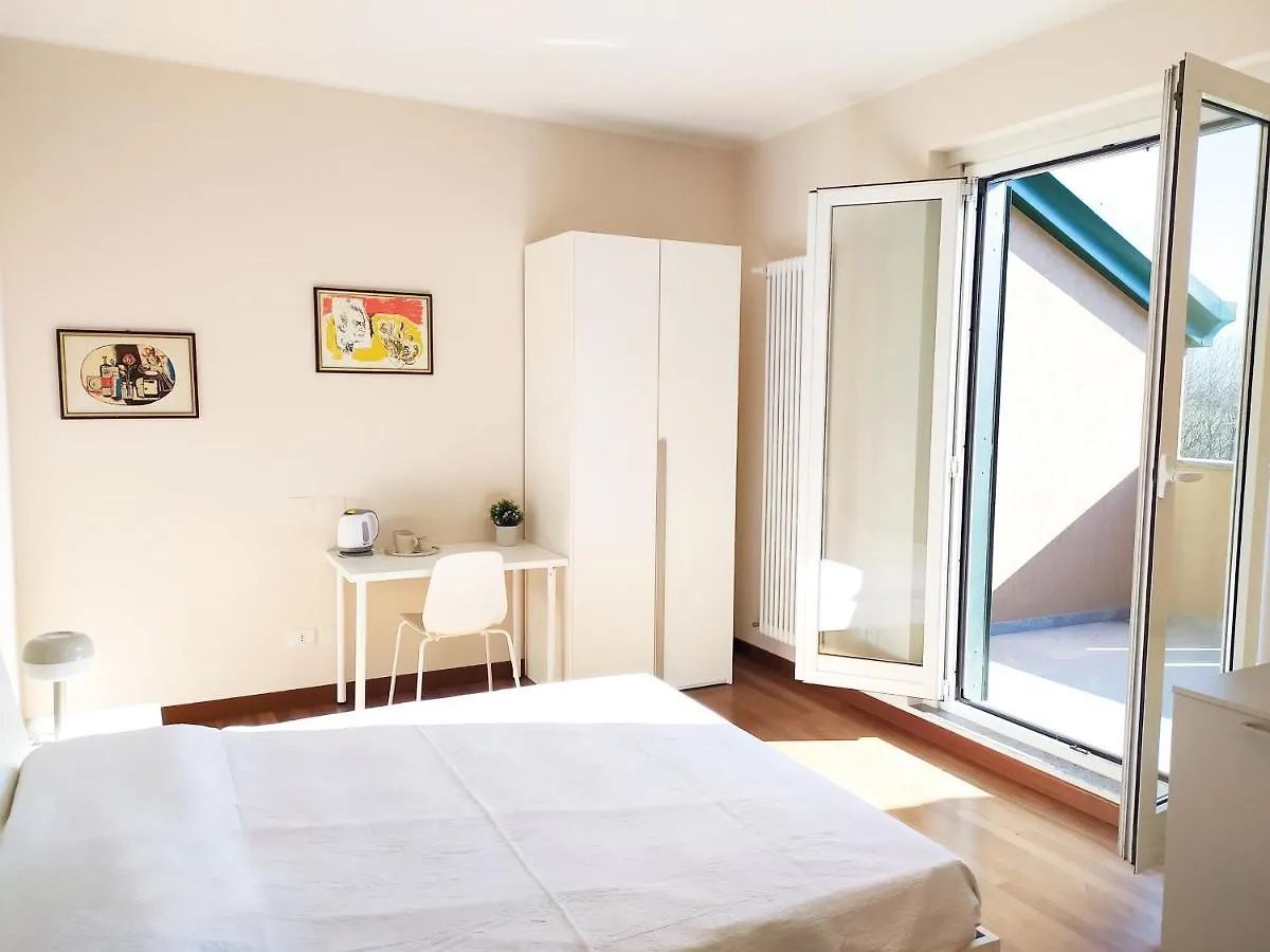 Affittacamere Rho Mind Villa Italia